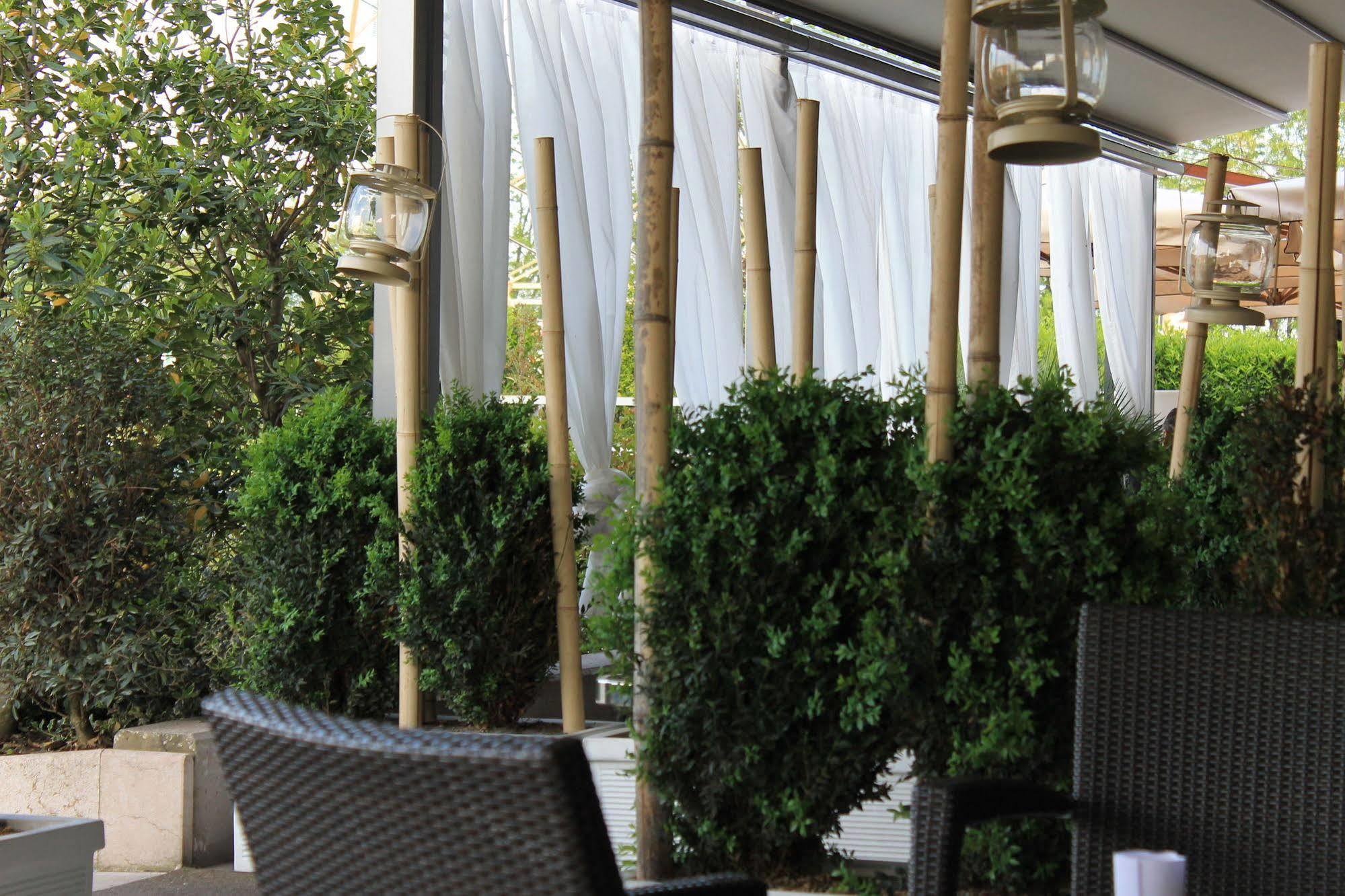 Eq Hotel Travagliato Exterior foto